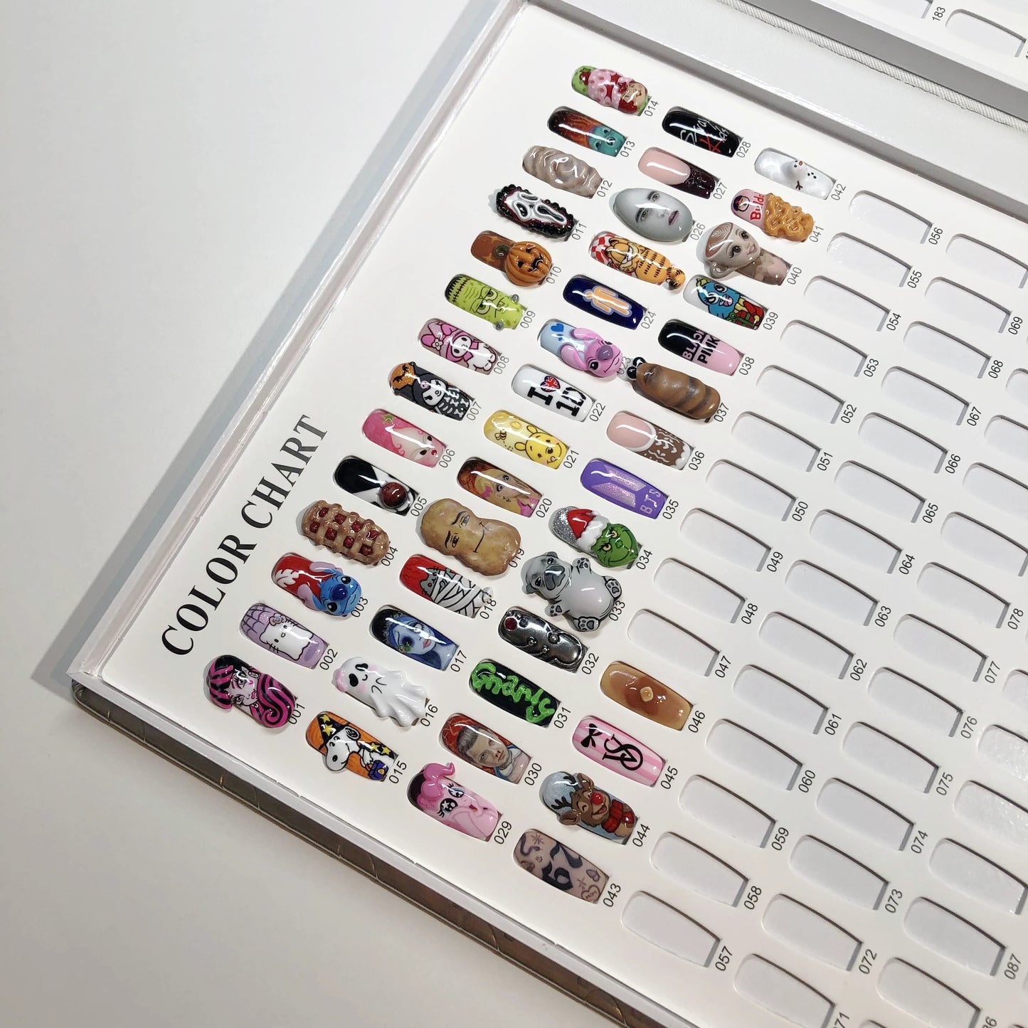 PREORDER Nail Art Bible - Organizer